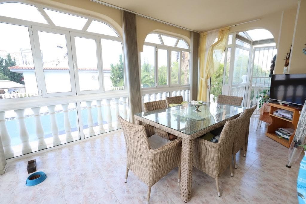 Villa - Chalet de 5 dormitorios en Orihuela Costa - 18
