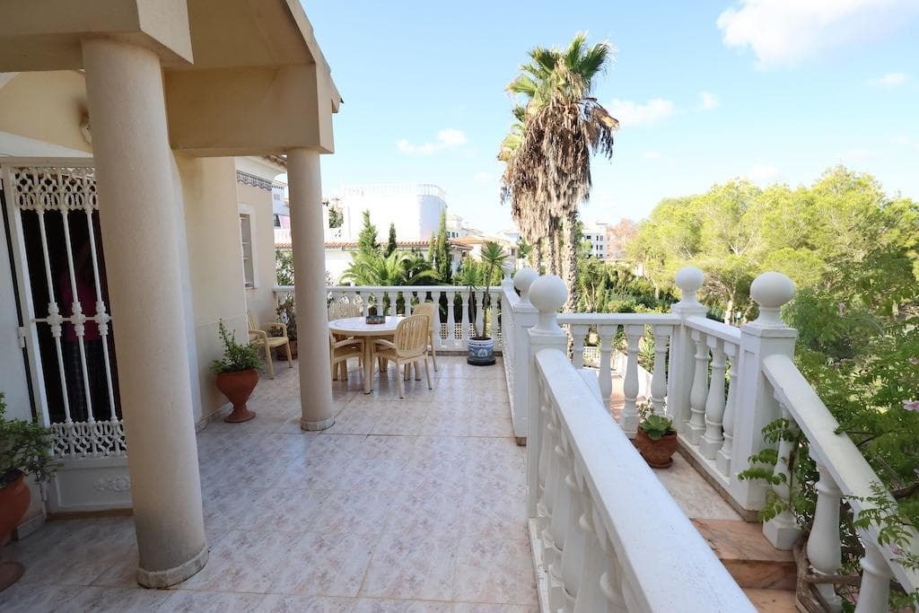 Villa - Chalet de 5 dormitorios en Orihuela Costa - 2