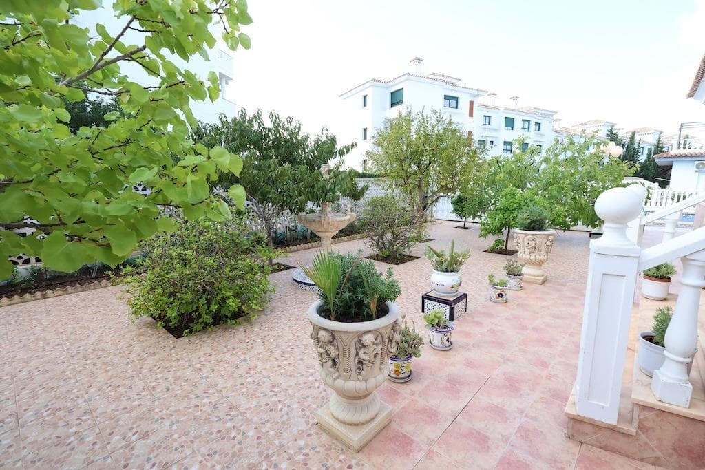 Villa - Chalet de 5 dormitorios en Orihuela Costa - 30