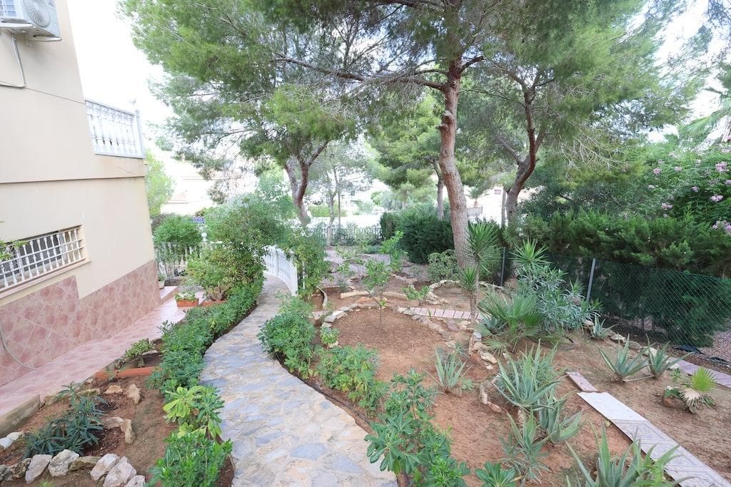 Villa - Chalet de 5 dormitorios en Orihuela Costa - 36