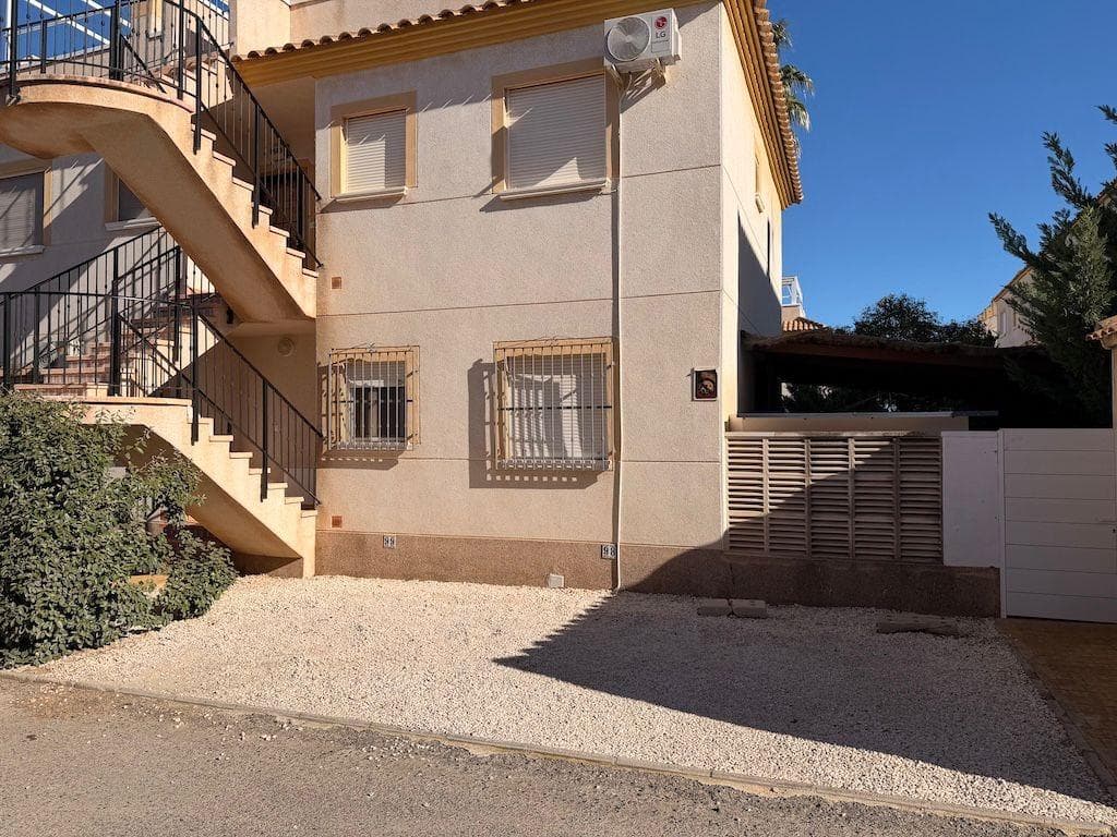 Bungalow de 2 dormitorios en Orihuela Costa - 15