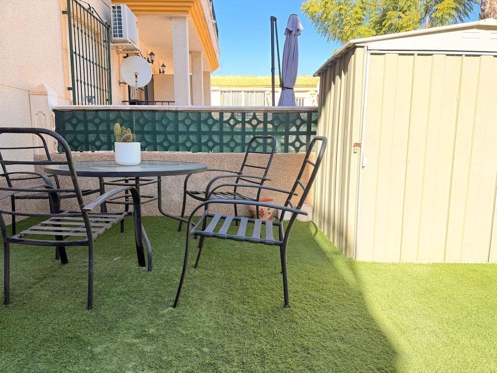 Bungalow de 2 dormitorios en Orihuela Costa - 4
