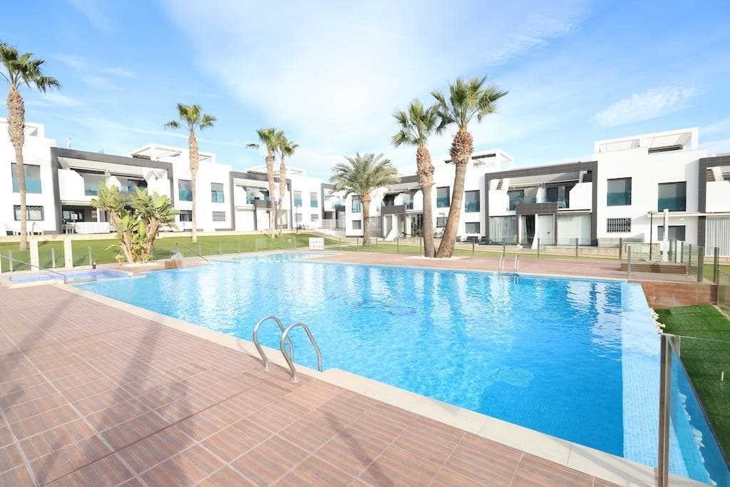Bungalow met 2 slaapkamers in Orihuela Costa - 20