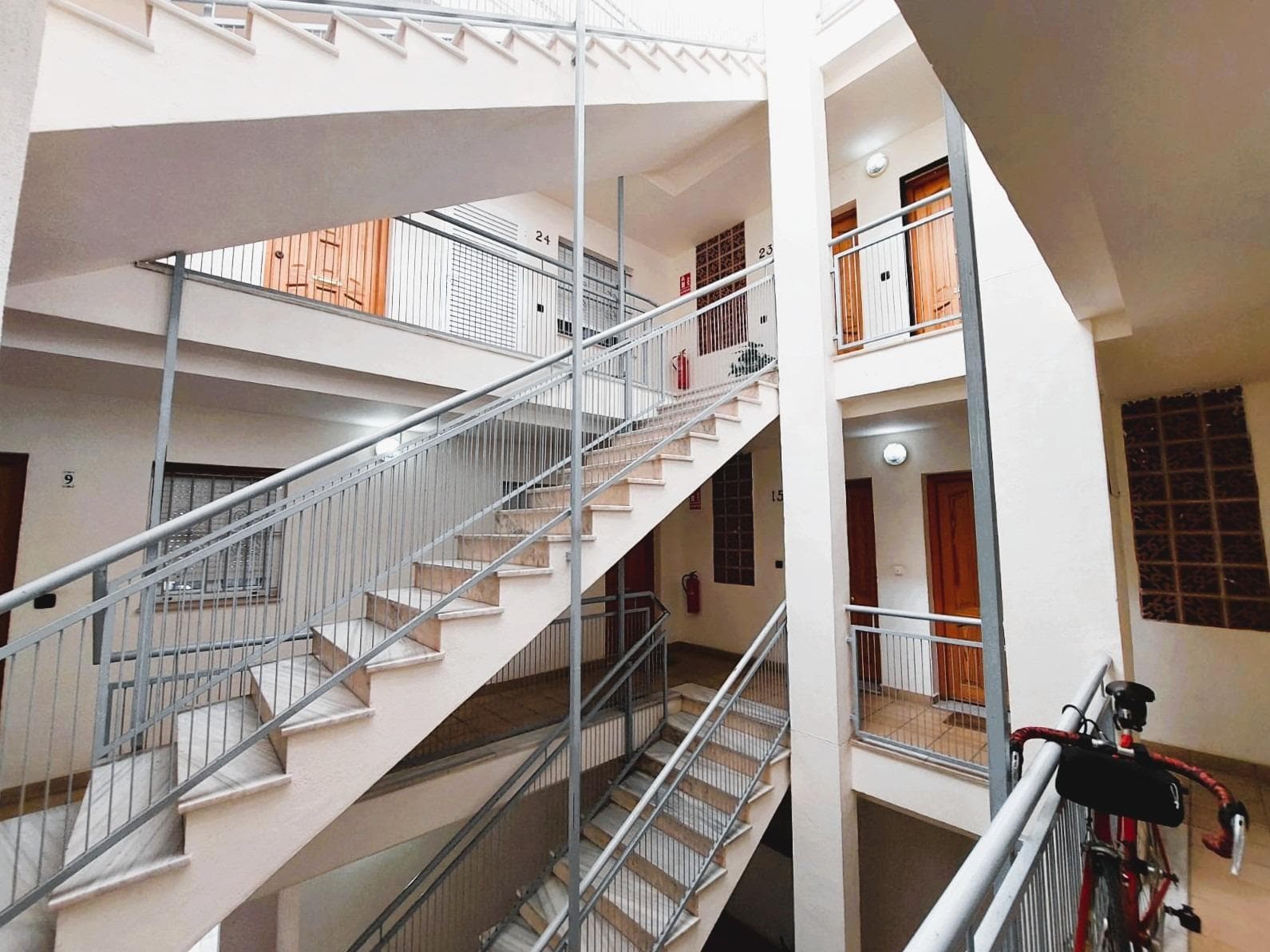 Tussenverdieping Appartement met 2 slaapkamers in Orihuela Costa - 21