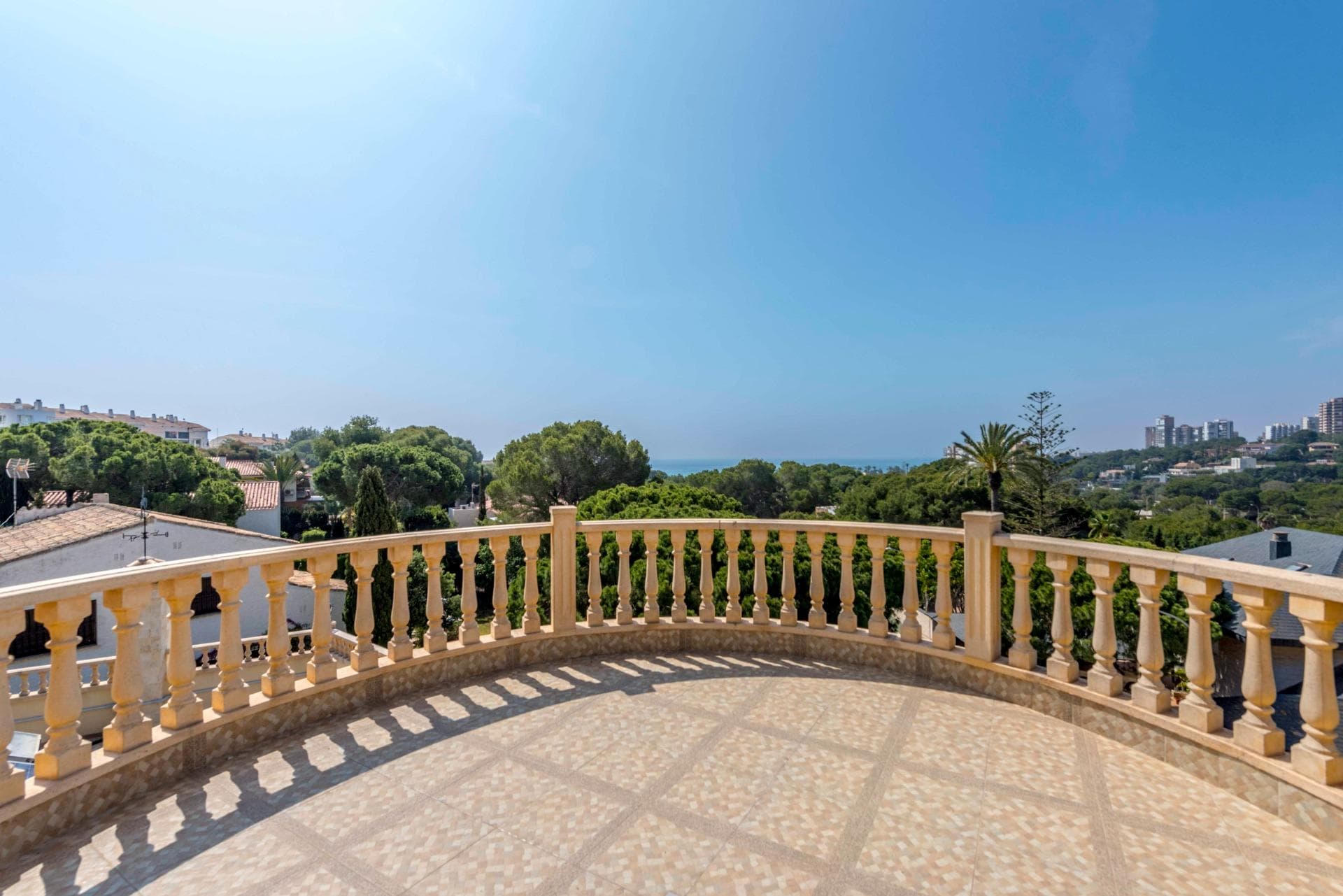 Villa - Chalet de 4 dormitorios en Orihuela Costa - 23