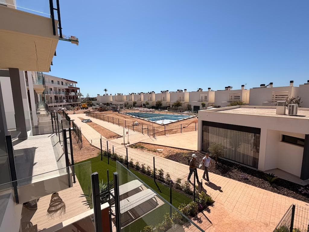 Apartamento Planta Media de 2 dormitorios en Los Alcazares - 8