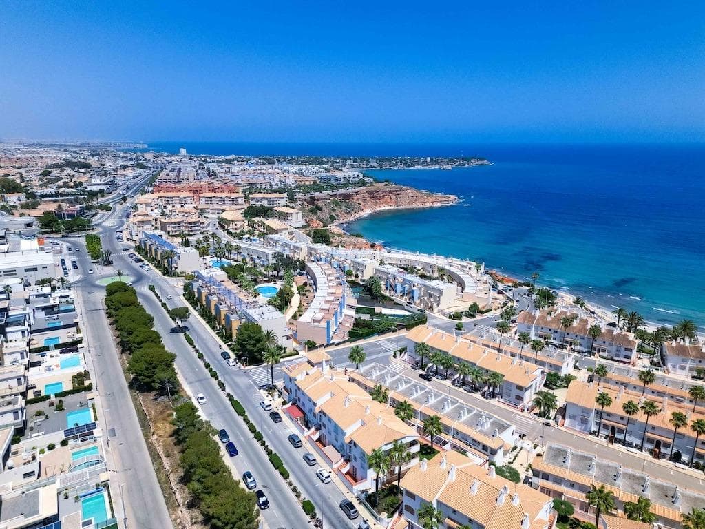 3 bed Townhouse in Orihuela Costa - 32
