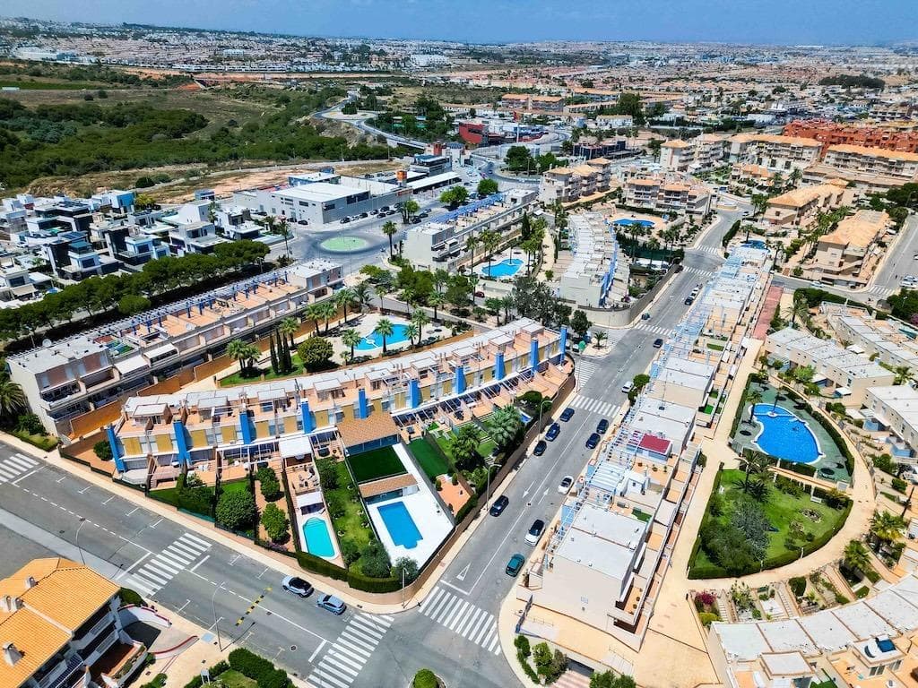 3 bed Townhouse in Orihuela Costa - 33