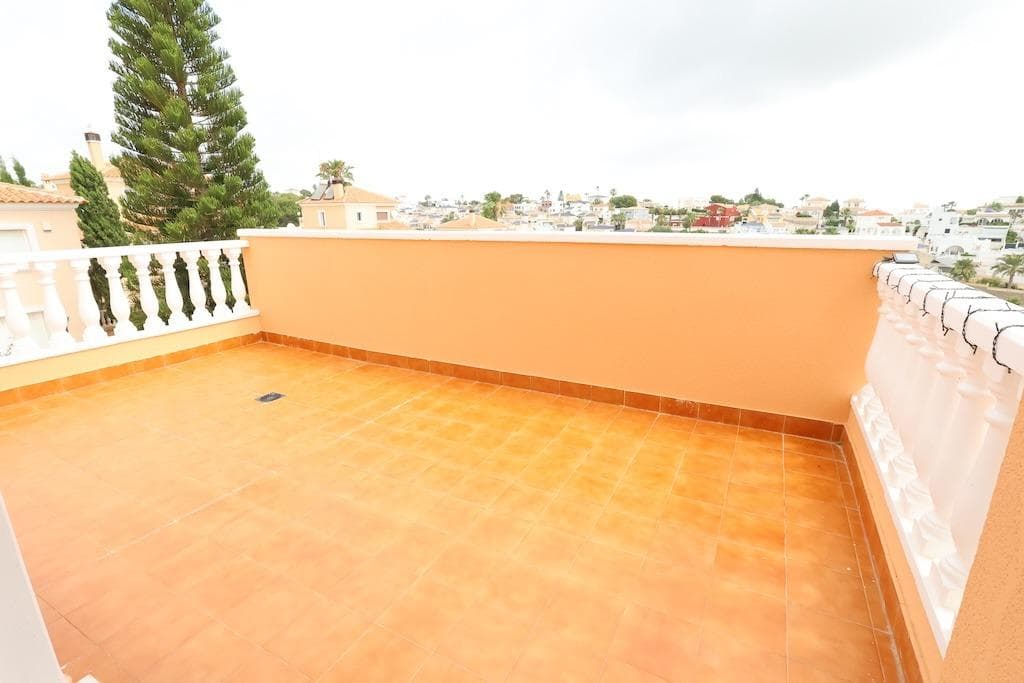 3 bed Detached Villa in San Miguel de Salinas - 21