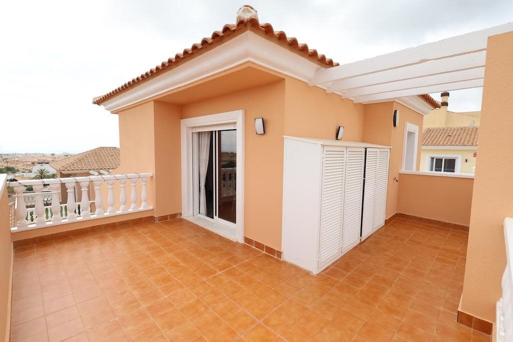 3 bed Detached Villa in San Miguel de Salinas - 22