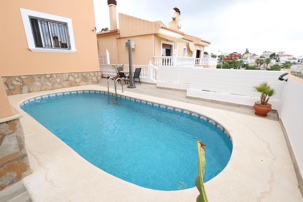 3 bed Detached Villa in San Miguel de Salinas - 28