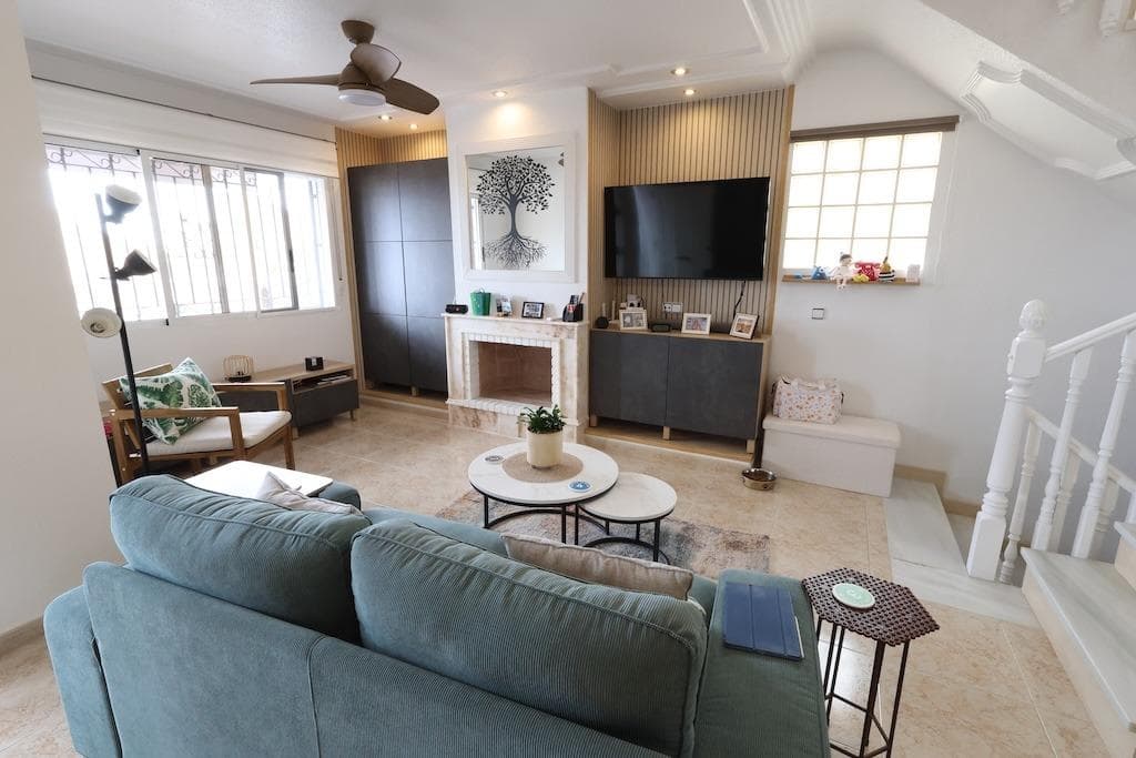 3 bed Detached Villa in San Miguel de Salinas - 7