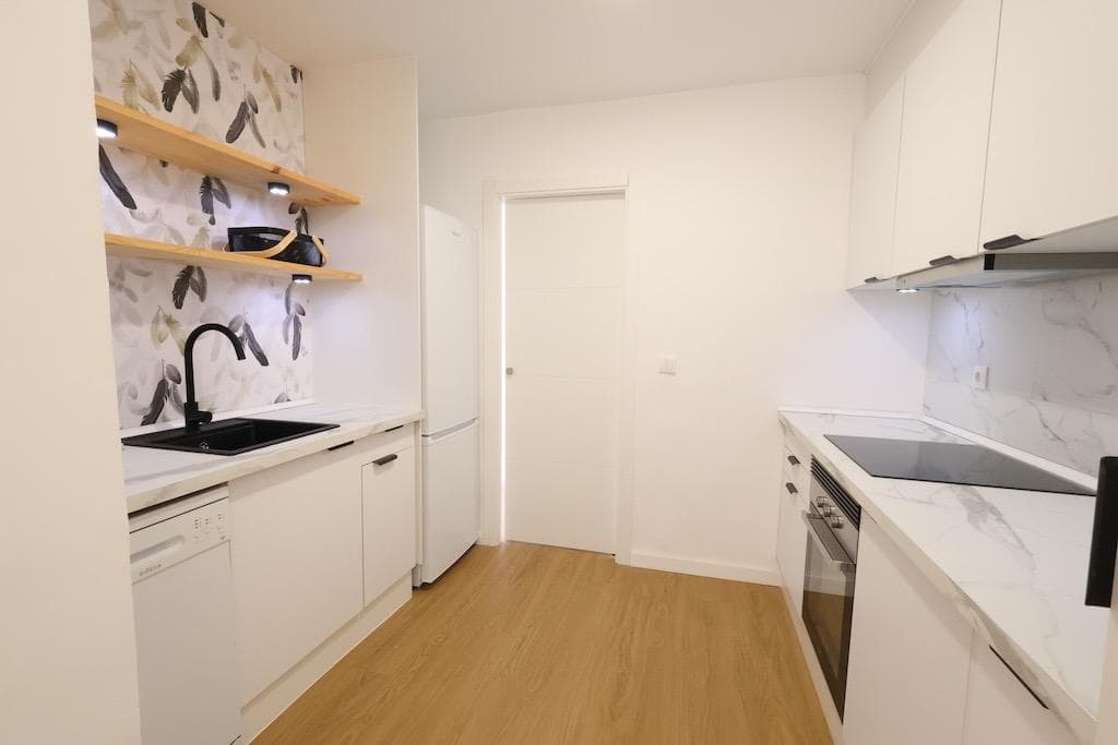 3 bed Middle Floor Apartment in Orihuela Costa - 14