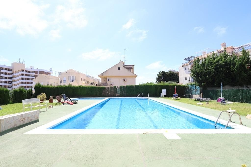 Tussenverdieping Appartement met 3 slaapkamers in Orihuela Costa - 14