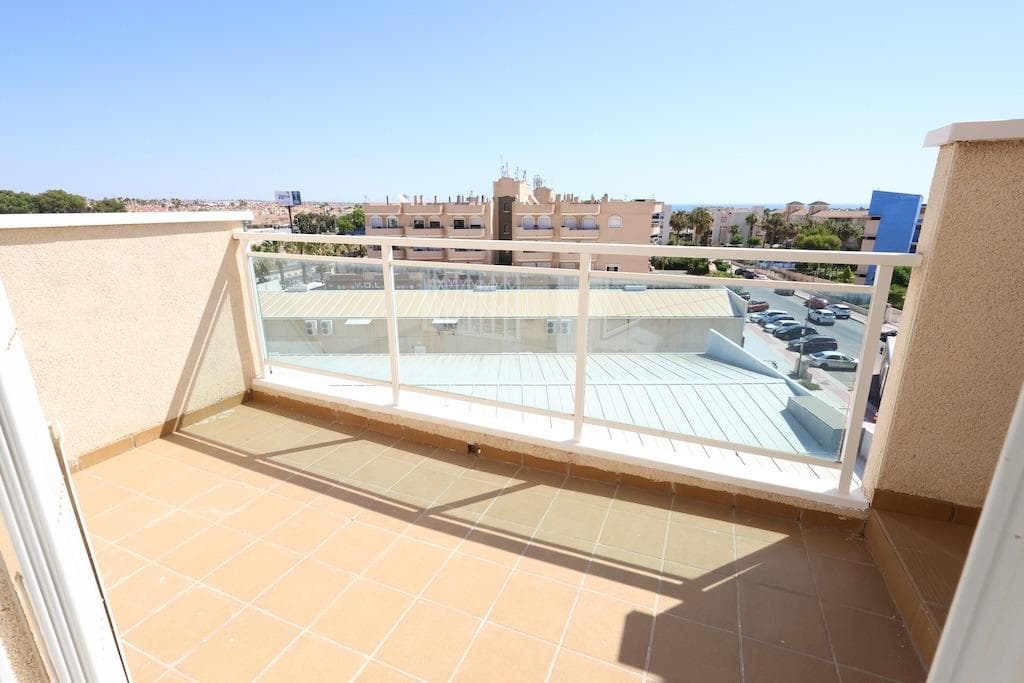 2 bed Penthouse in Orihuela Costa - 13