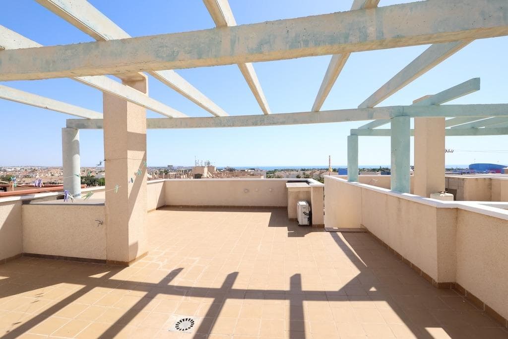 2 bed Penthouse in Orihuela Costa - 2