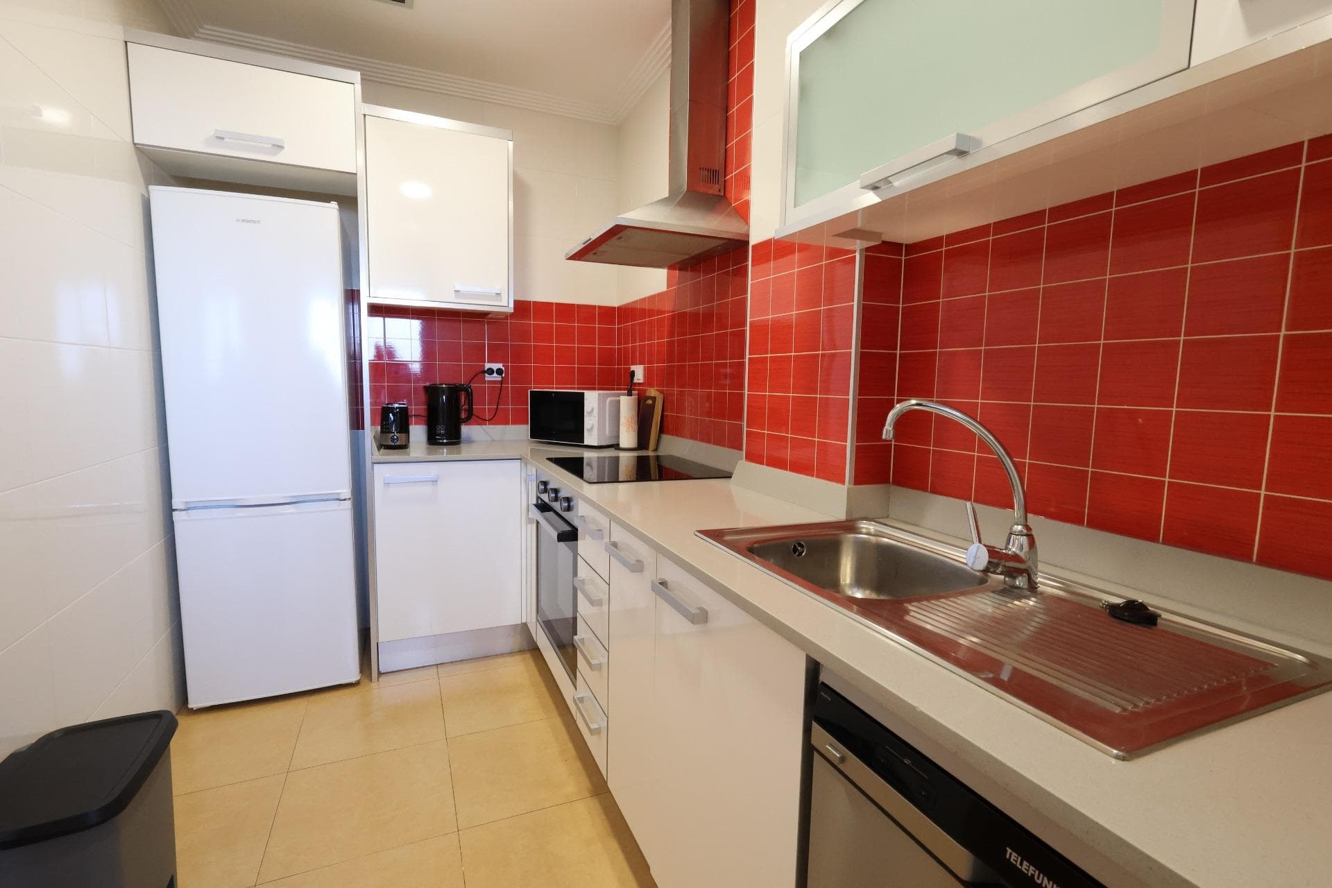 2 bed Middle Floor Apartment in Orihuela Costa - 3