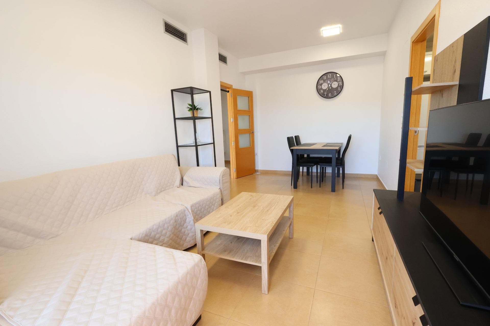 2 bed Middle Floor Apartment in Orihuela Costa - 8