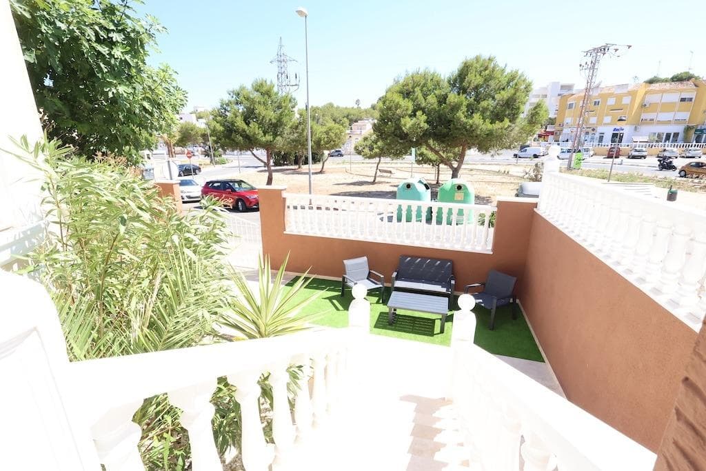 Villa - Chalet de 3 dormitorios en Orihuela Costa - 19