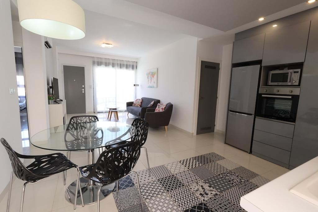 2 bed Middle Floor Apartment in Pilar de la Horadada - 12