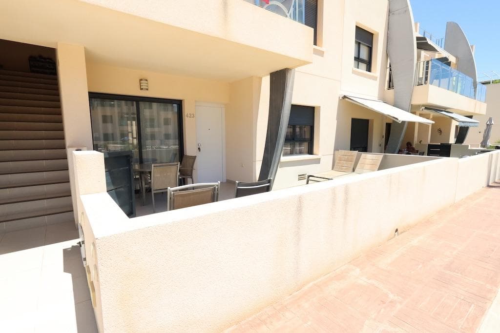 2 bed Middle Floor Apartment in Pilar de la Horadada - 3