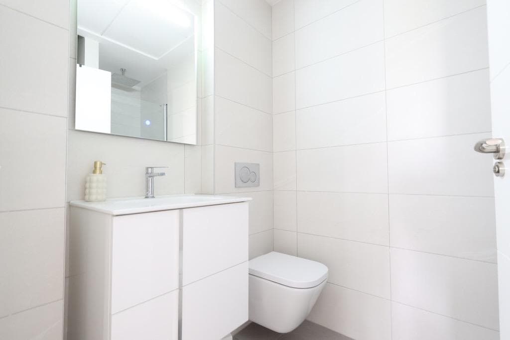 Apartamento Planta Media de 3 dormitorios en Orihuela Costa - 12