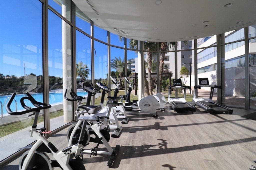 Apartamento Planta Media de 3 dormitorios en Orihuela Costa - 24