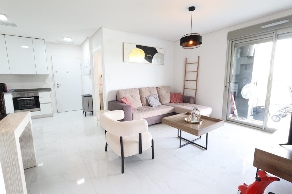 Apartamento Planta Media de 3 dormitorios en Orihuela Costa - 4