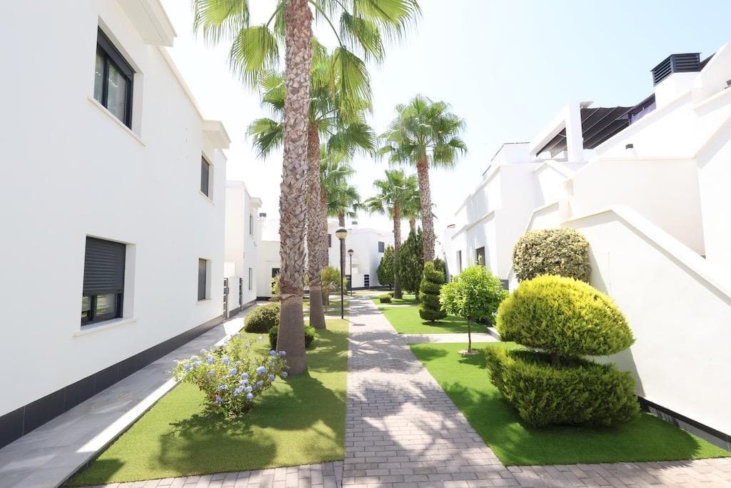 Dúplex de 3 dormitorios en Orihuela Costa - 19