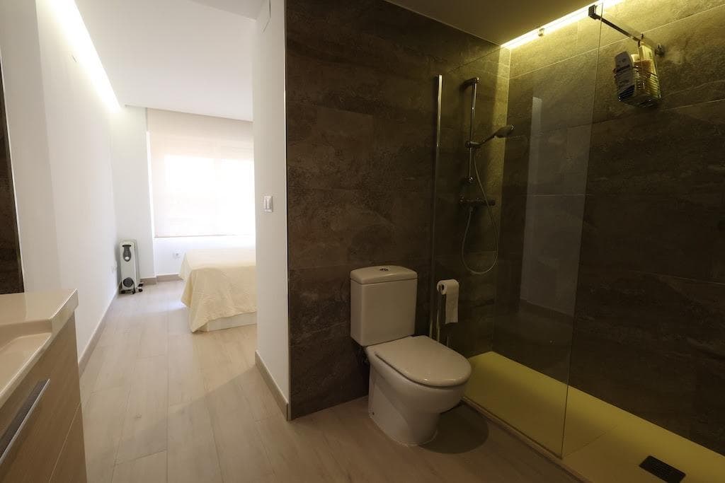 3 bed Middle Floor Apartment in Orihuela Costa - 15