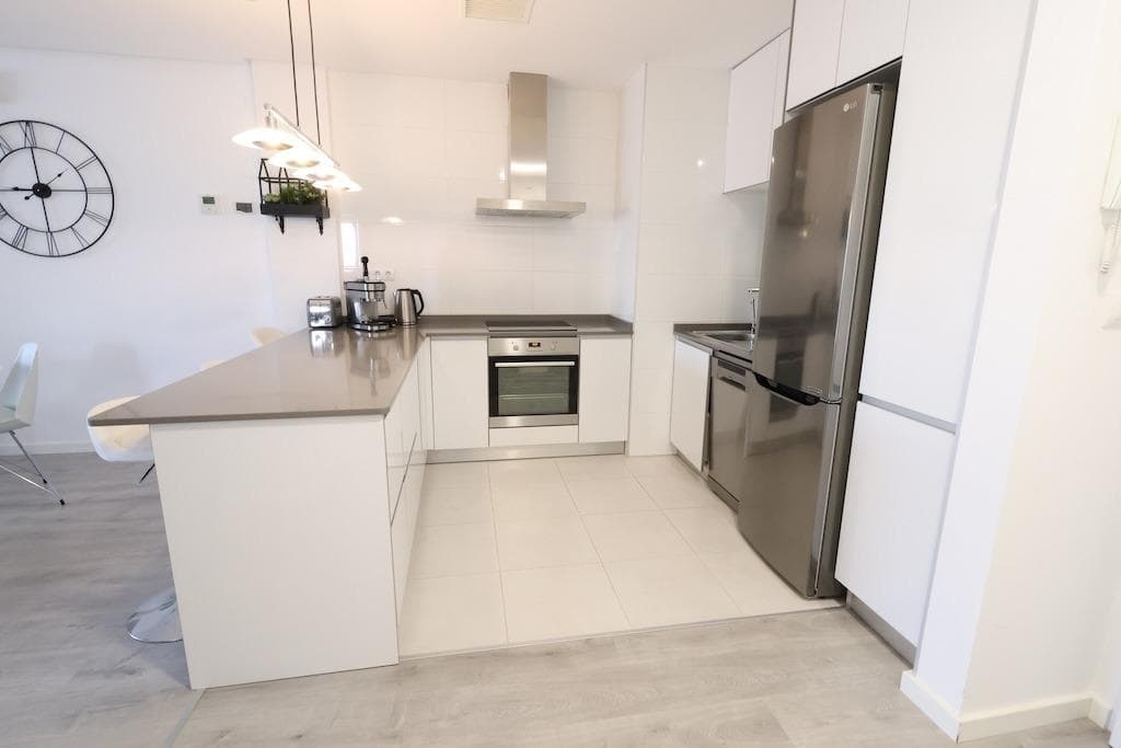 2 bed Middle Floor Apartment in Orihuela Costa - 3