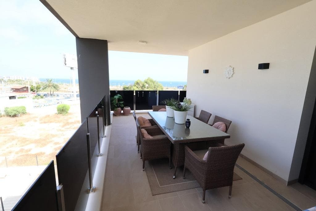 Tussenverdieping Appartement met 3 slaapkamers in Orihuela Costa - 16