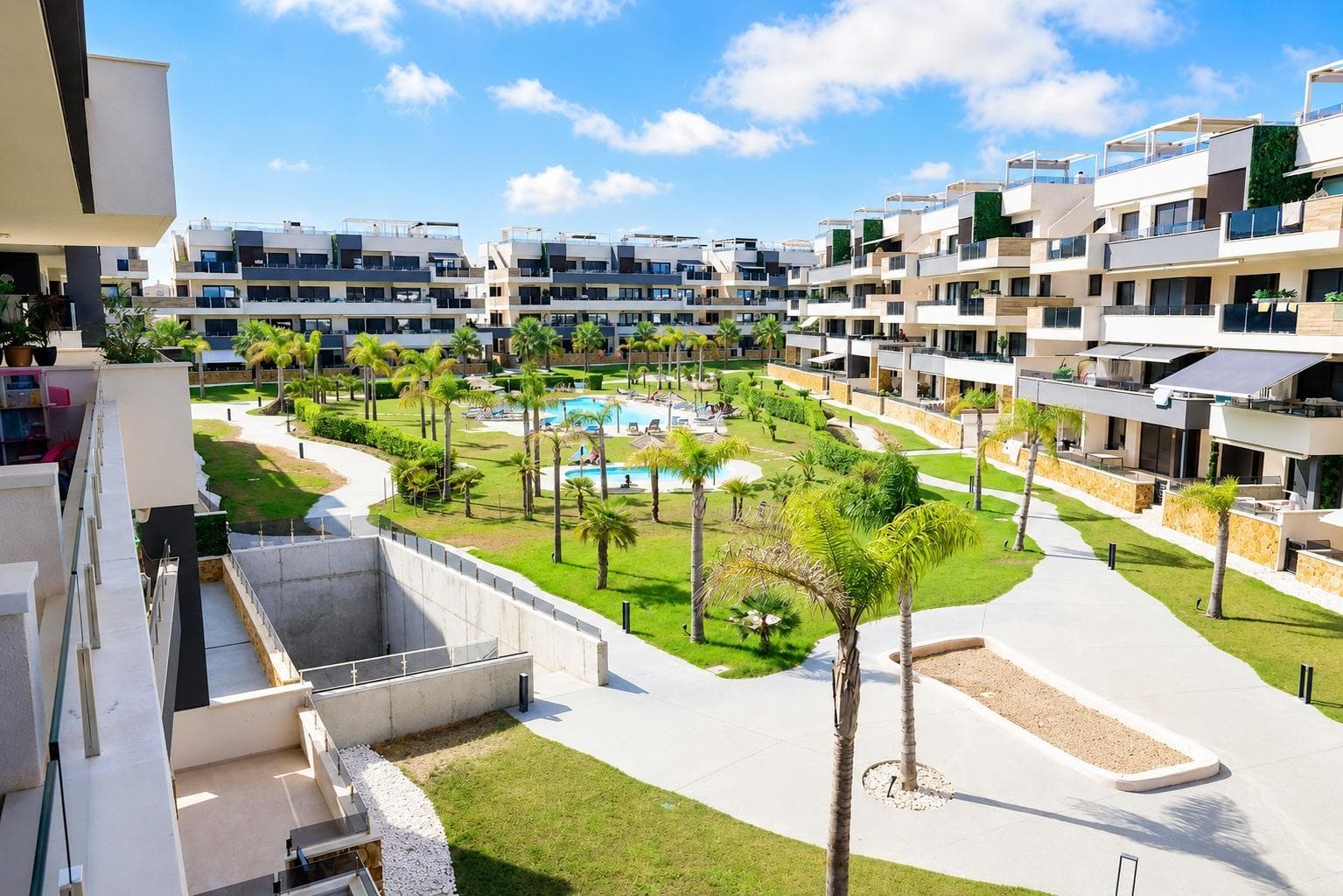 Tussenverdieping Appartement met 3 slaapkamers in Orihuela Costa - 2