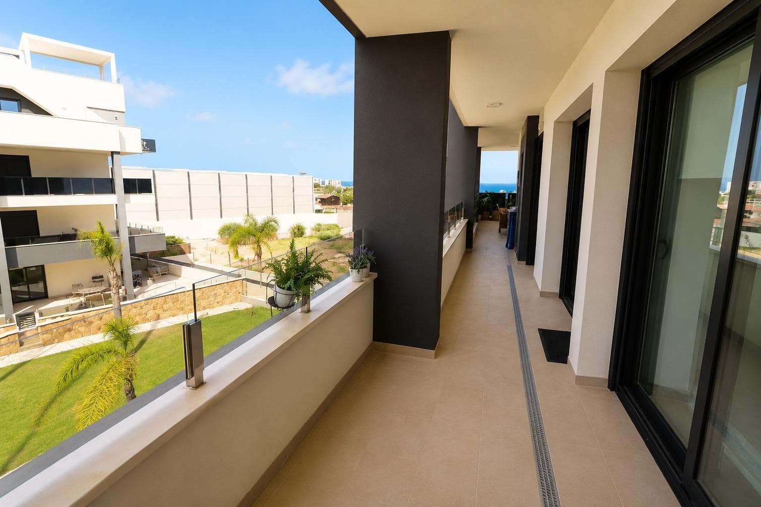 Tussenverdieping Appartement met 3 slaapkamers in Orihuela Costa - 4