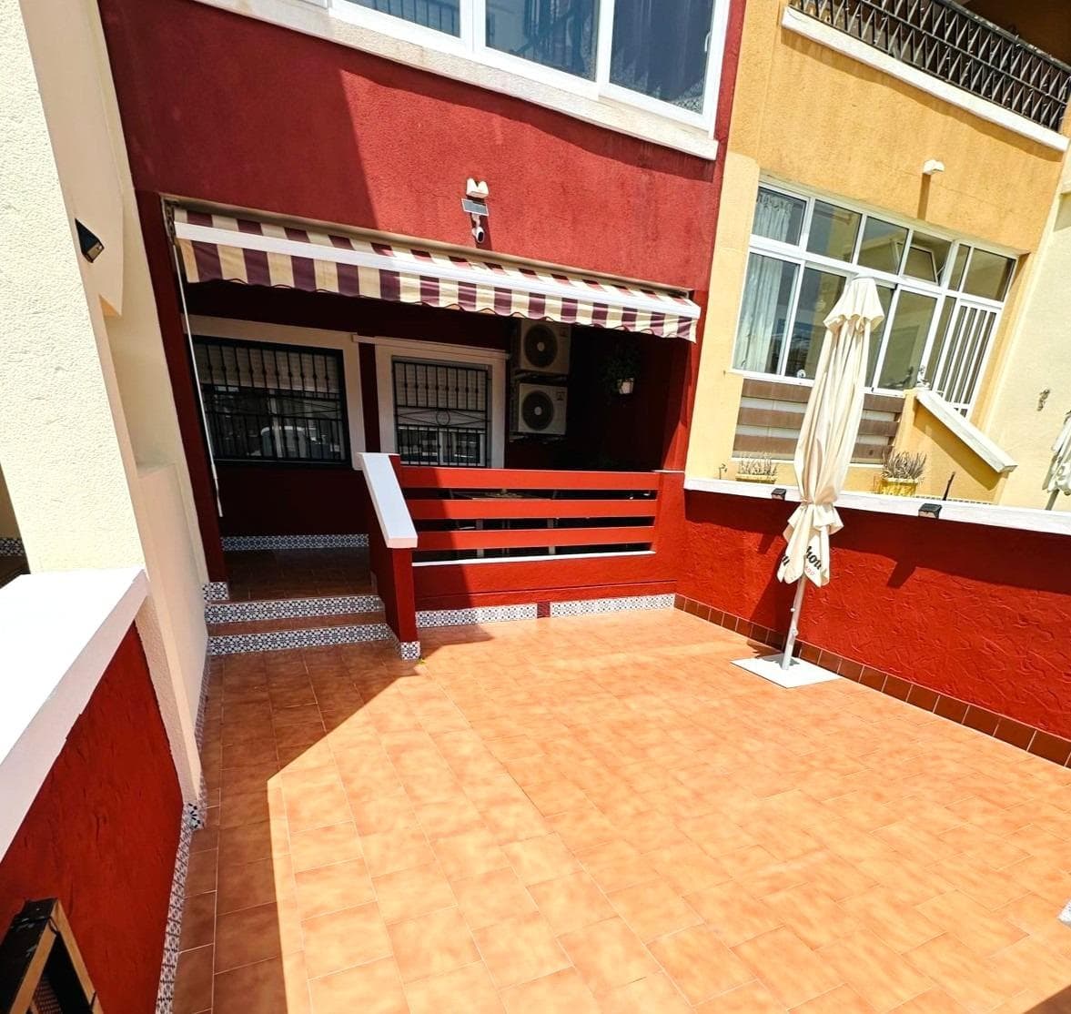 Bungalow met 2 slaapkamers in Orihuela Costa - 2