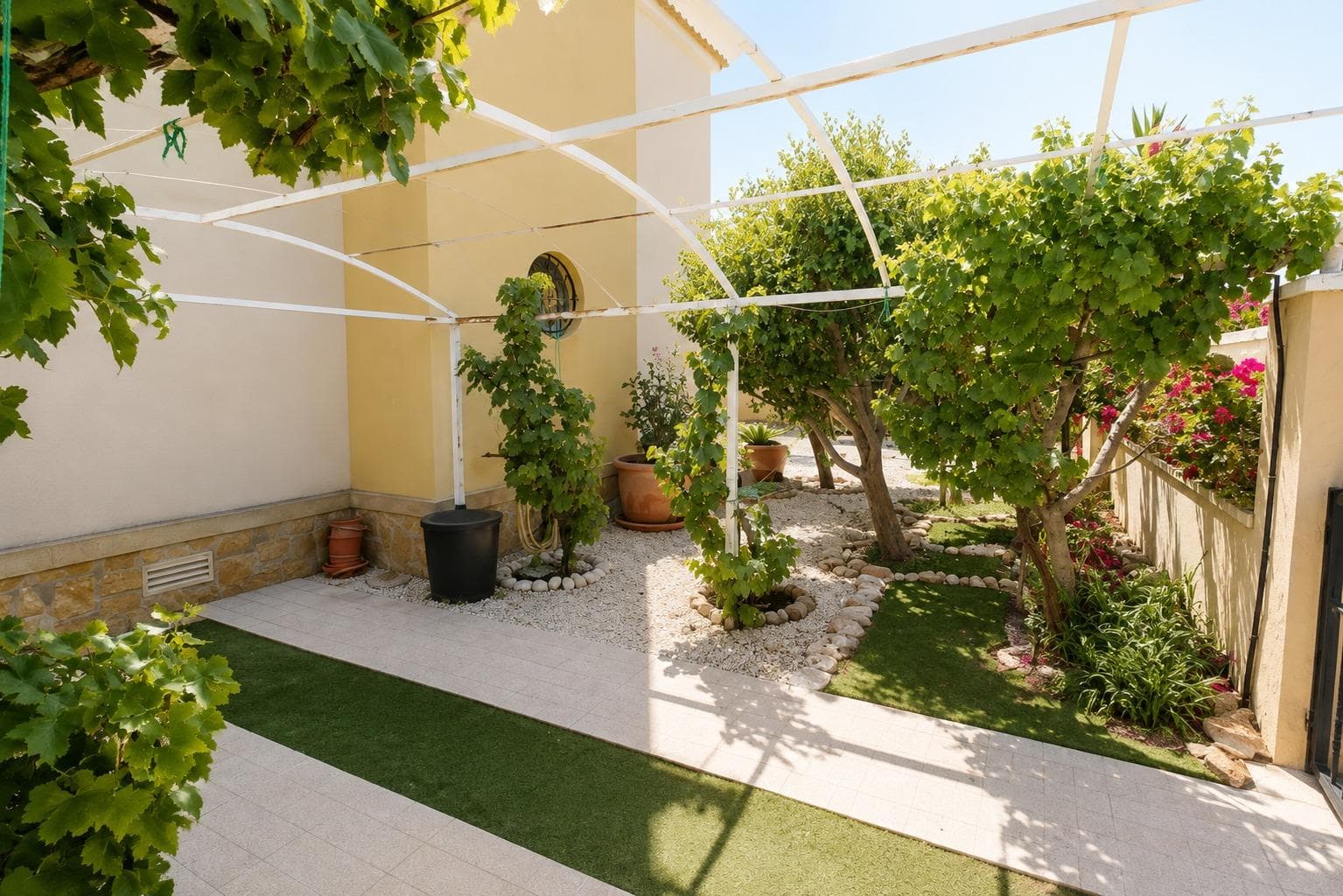Apartamento Planta Media de 2 dormitorios en Orihuela Costa - 13