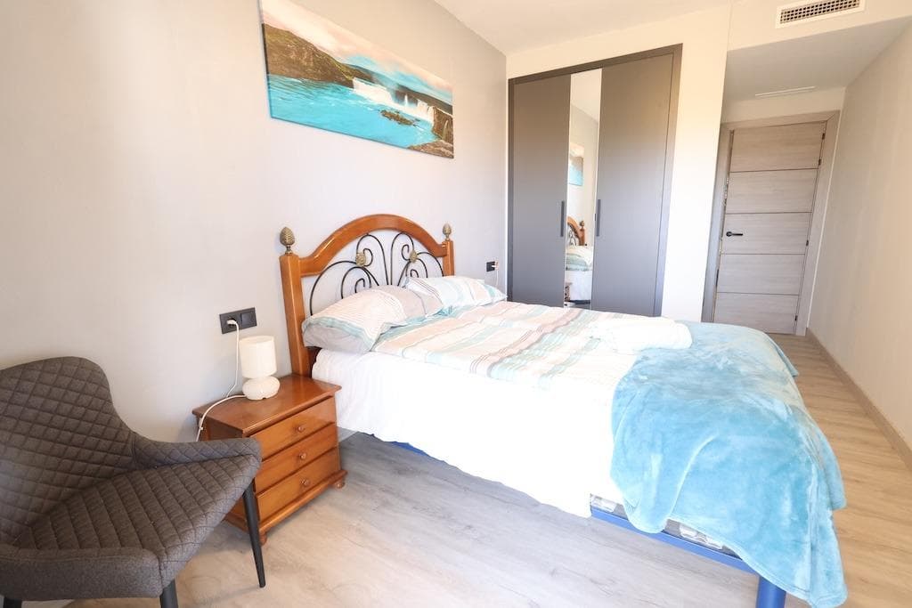 Apartamento Planta Media de 2 dormitorios en Orihuela Costa - 10