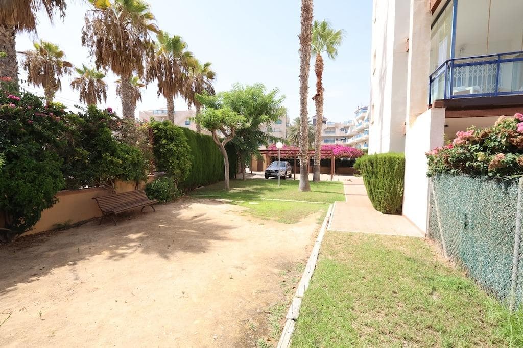 Apartamento Planta Media de 2 dormitorios en Orihuela Costa - 20