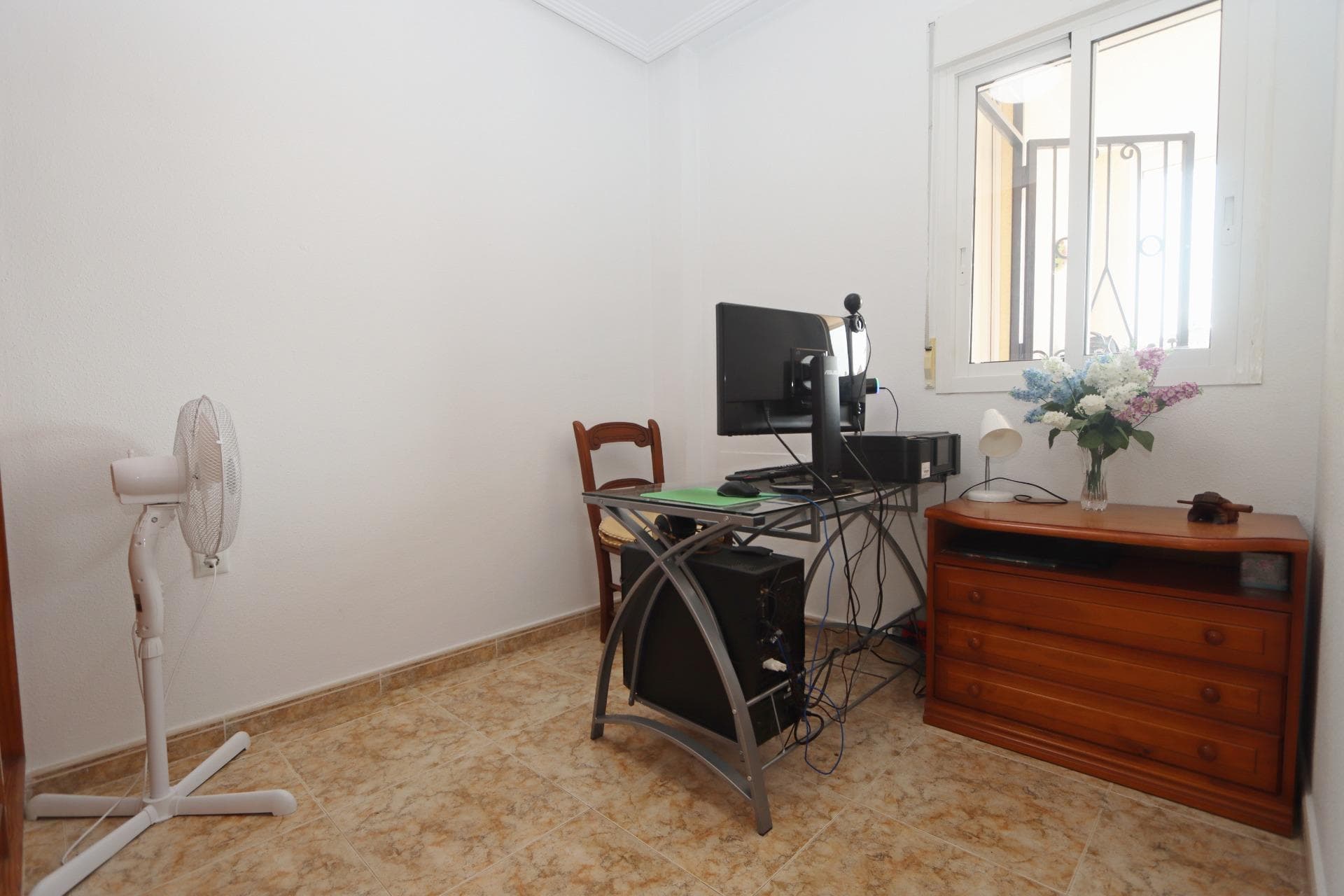 Apartamento Planta Media de 2 dormitorios en Orihuela Costa - 12
