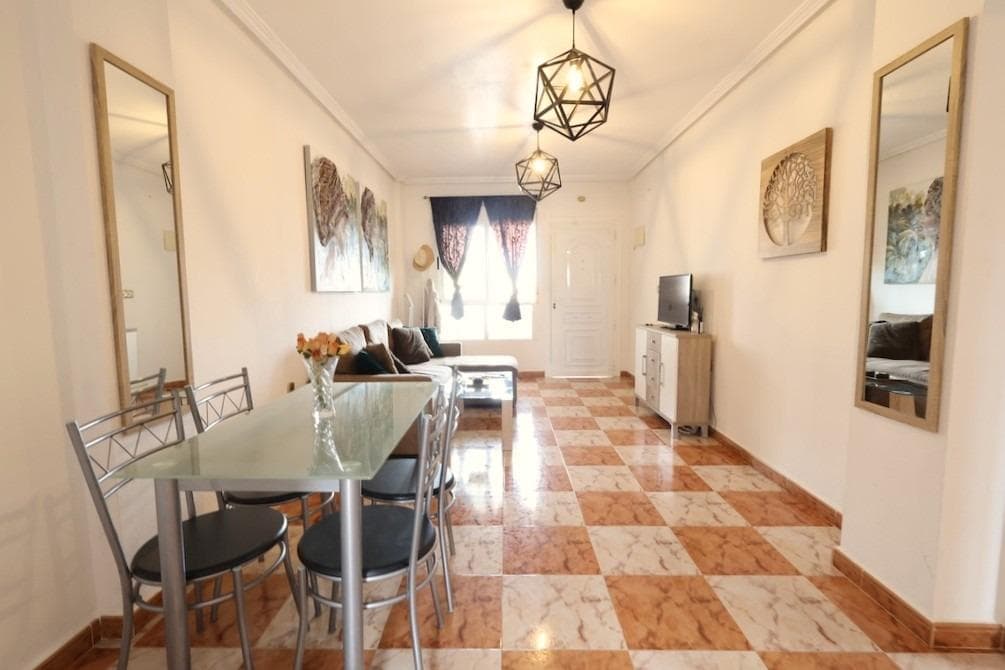 Apartamento Planta Media de 2 dormitorios en Orihuela Costa - 4