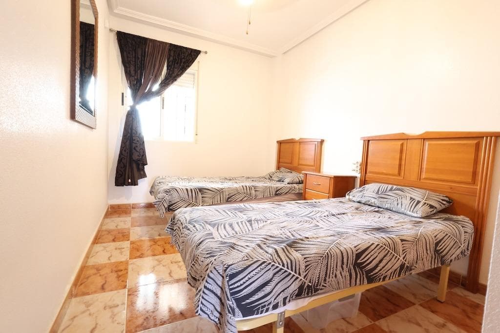 Apartamento Planta Media de 2 dormitorios en Orihuela Costa - 6