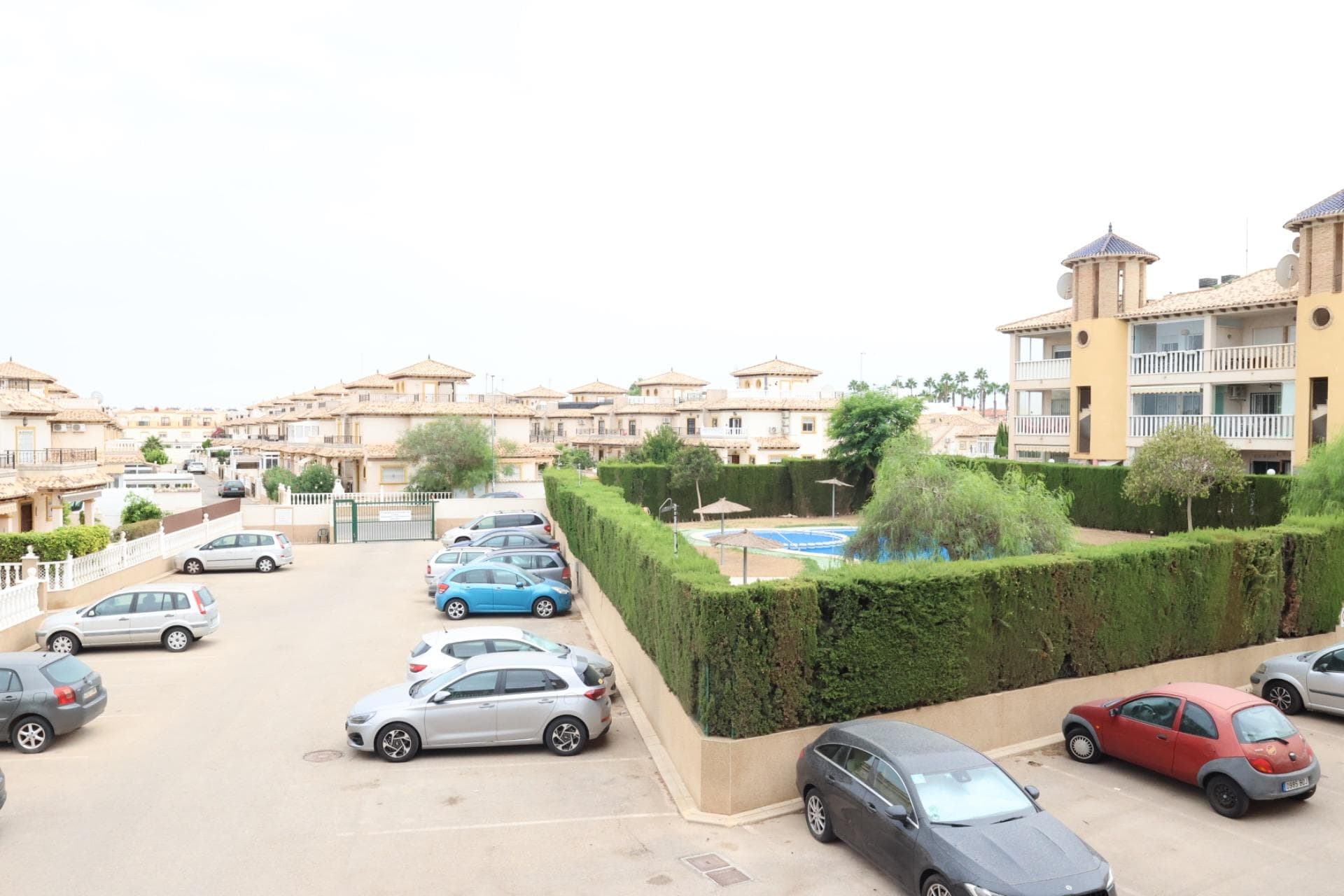 Tussenverdieping Appartement met 2 slaapkamers in Orihuela Costa - 13