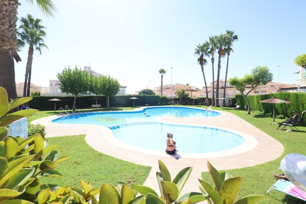 2 bed Bungalow in Orihuela Costa - 1