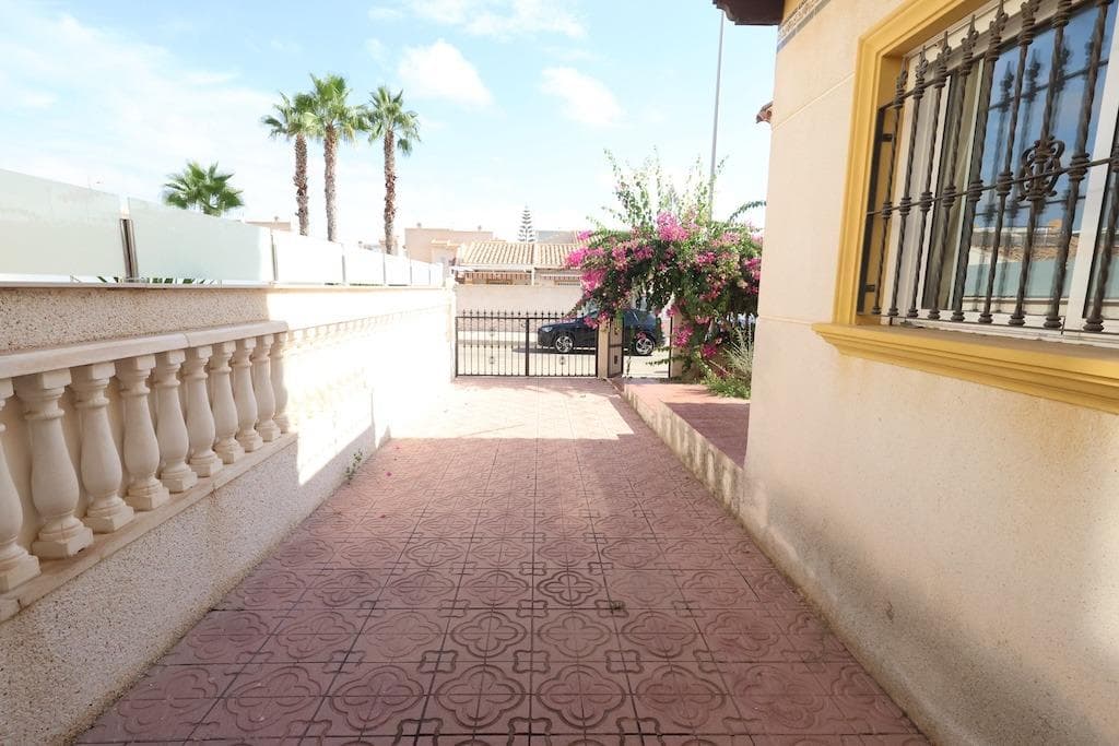 Geschakelde Woning met 2 slaapkamers in Orihuela Costa - 23