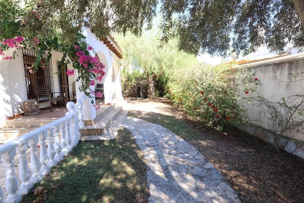 Vrijstaande Villa met 4 slaapkamers in Orihuela Costa - 15