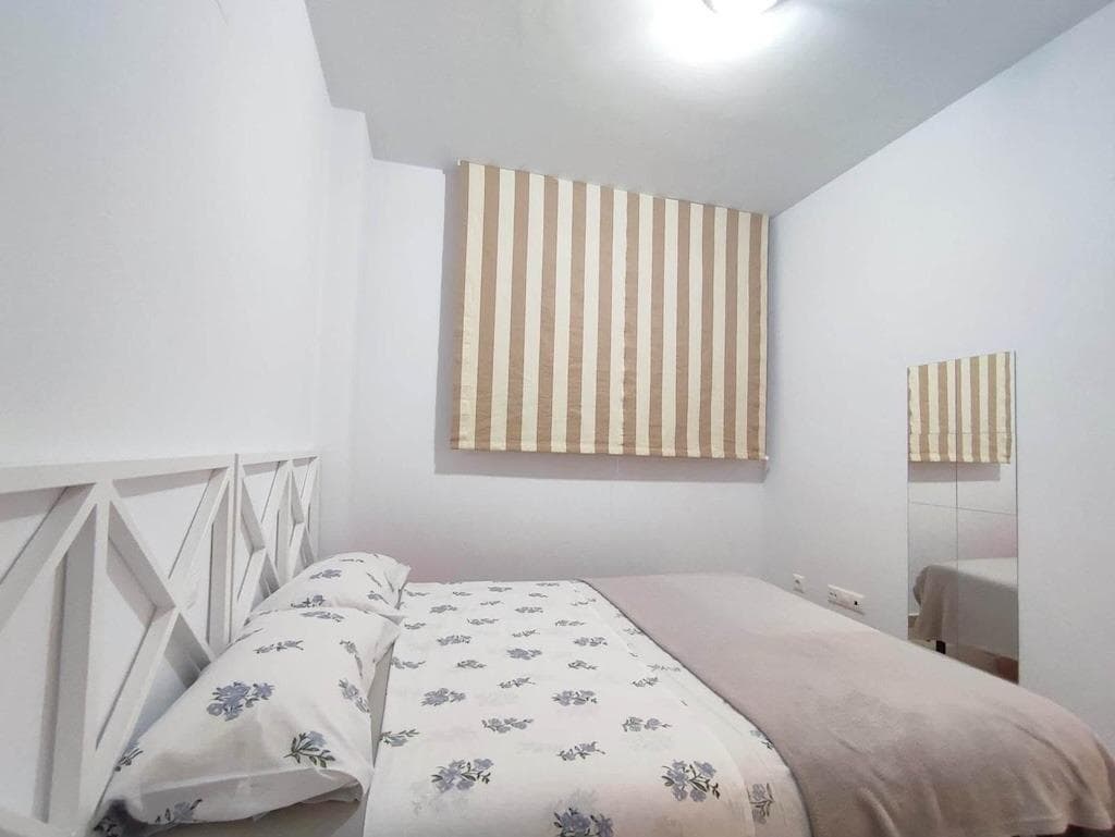 2 bed Middle Floor Apartment in Orihuela Costa - 12