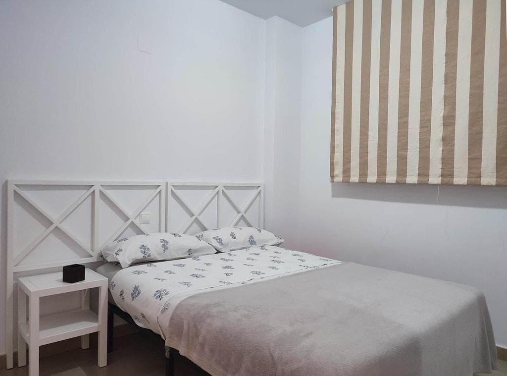 2 bed Middle Floor Apartment in Orihuela Costa - 13