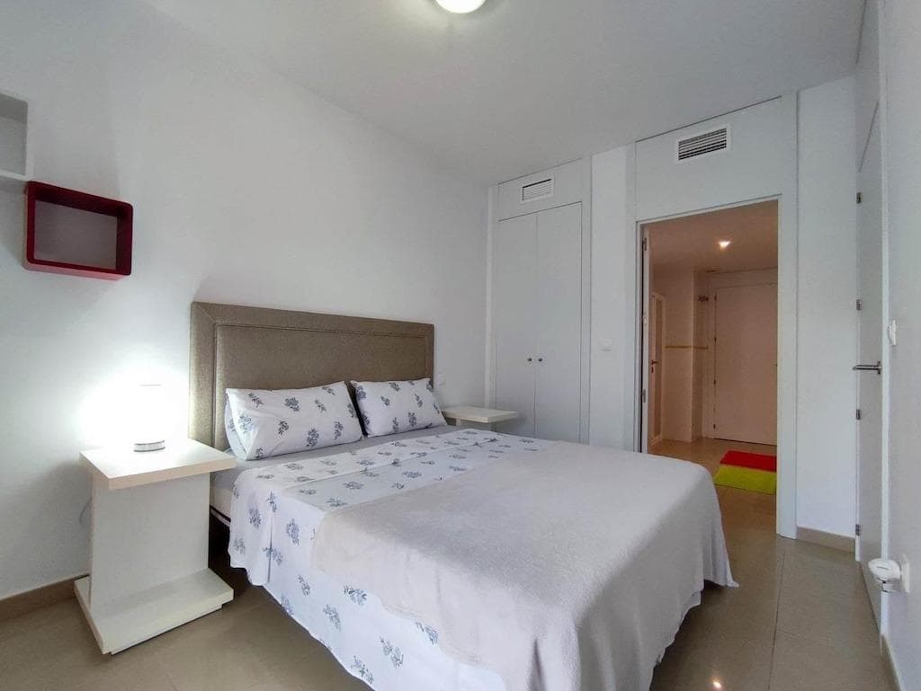 2 bed Middle Floor Apartment in Orihuela Costa - 18