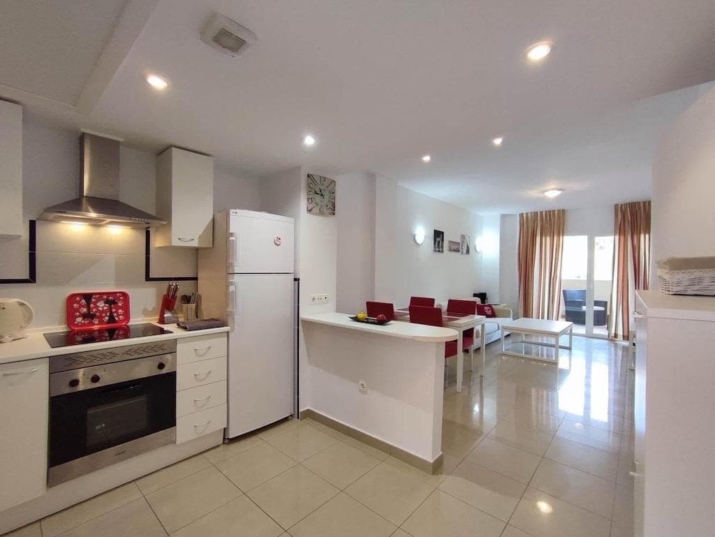2 bed Middle Floor Apartment in Orihuela Costa - 3