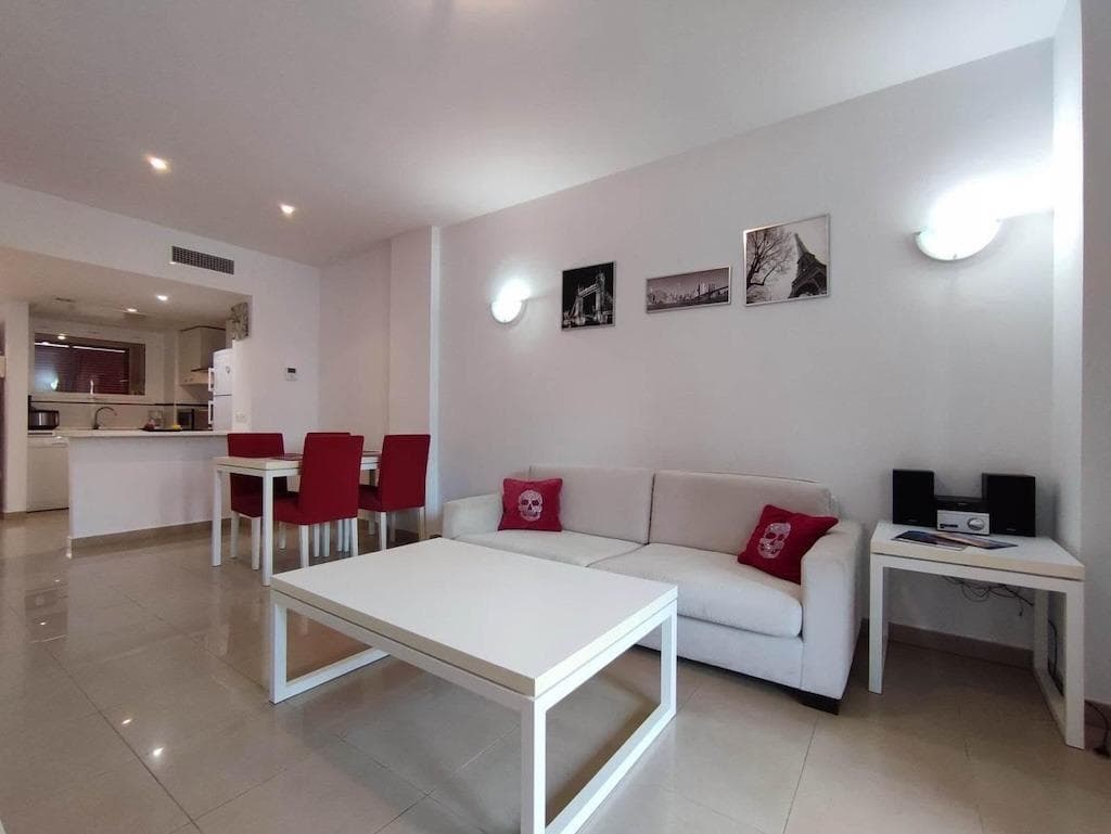 2 bed Middle Floor Apartment in Orihuela Costa - 6